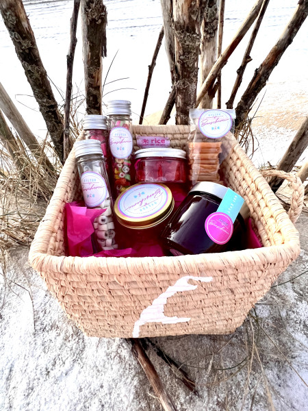 Geschenk Box im RICE Korb