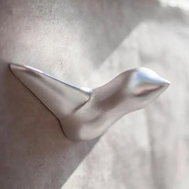 Wandhaken Vogel silber (Wanddekoration, Garderobe, Garten, Küche, Beton)